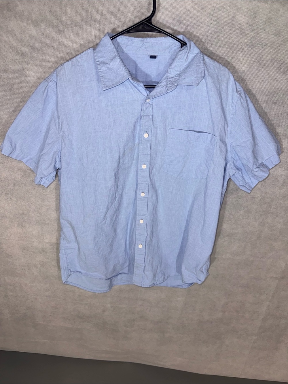 Light Blue Short-Sleeve Design by Italy Button-Up Shirt - Casual Men's Shirt